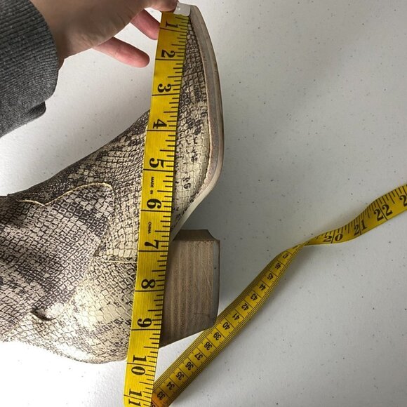 Dolce Vita Shanta Snake Print Sock Bootie Ankle Boots Pointed Toe Python - Picture 9 of 10